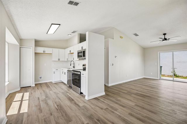 414 HORIZON DRIVE, Winter Springs, FL 32708
