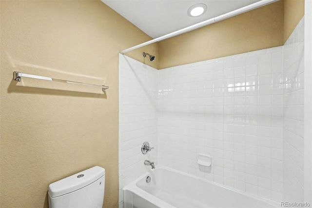 8551 E 21st Avenue, Denver, CO 80238