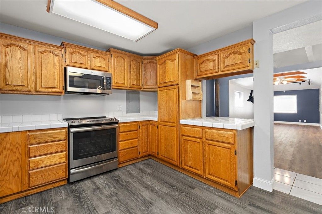 Image 12 of property listing at 21 Mt Baldy Road, Mt Baldy, CA 91759