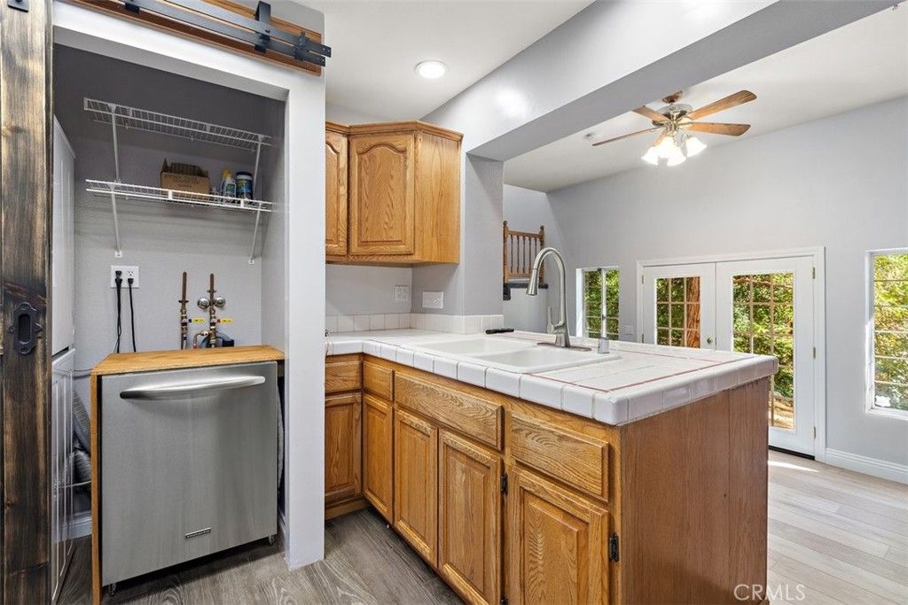 Image 16 of property listing at 21 Mt Baldy Road, Mt Baldy, CA 91759