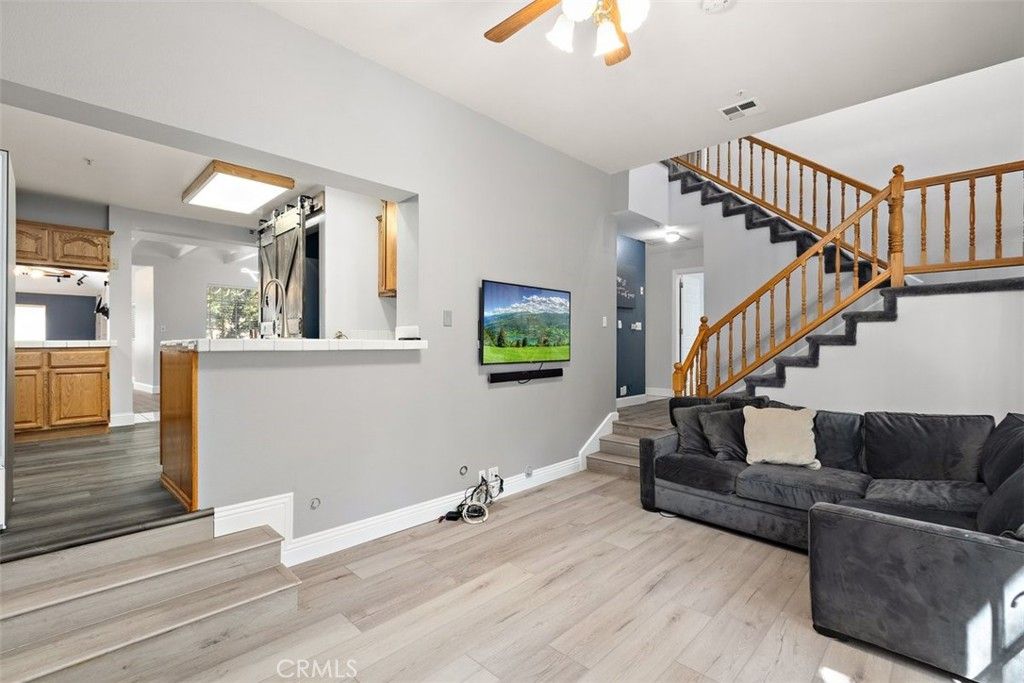 Image 17 of property listing at 21 Mt Baldy Road, Mt Baldy, CA 91759