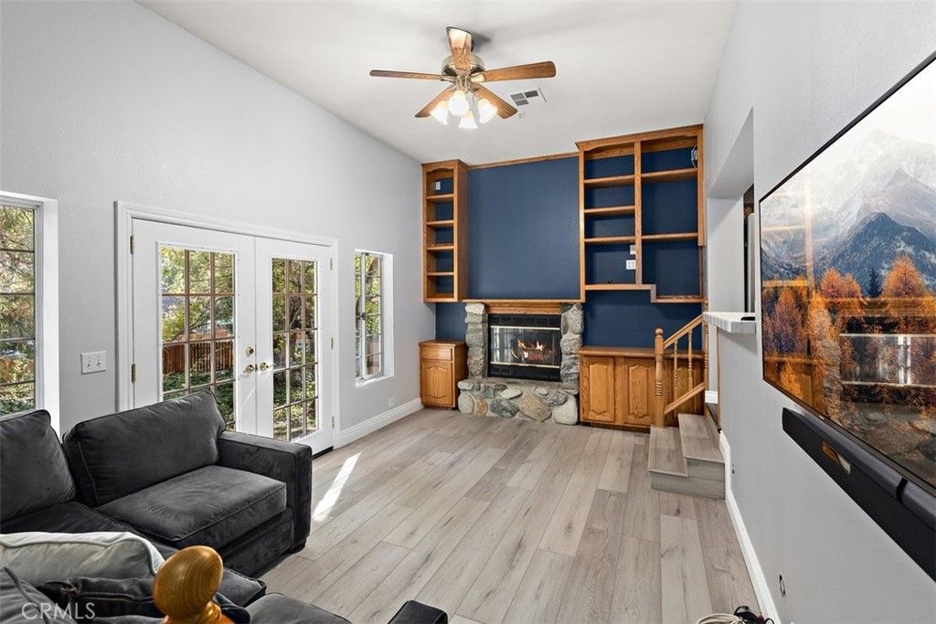 Image 18 of property listing at 21 Mt Baldy Road, Mt Baldy, CA 91759