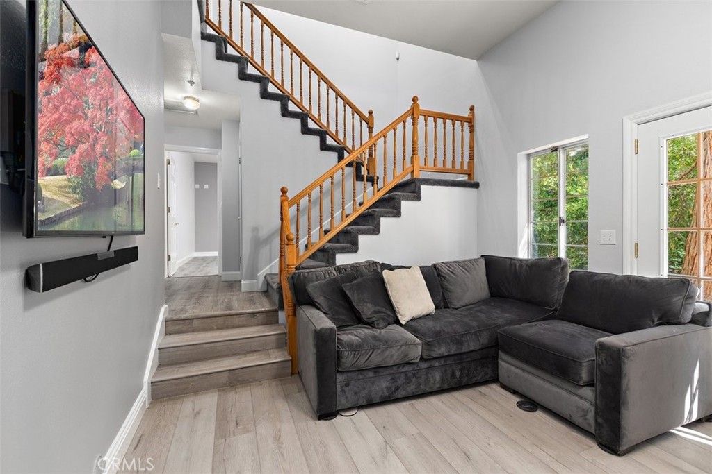 Image 20 of property listing at 21 Mt Baldy Road, Mt Baldy, CA 91759