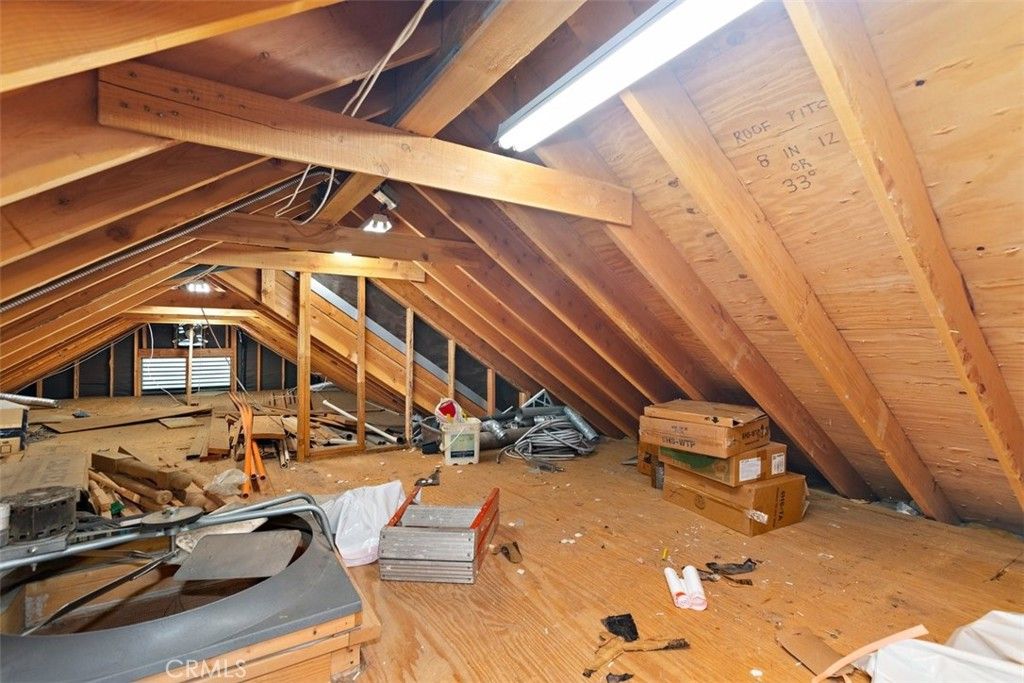 Image 38 of property listing at 21 Mt Baldy Road, Mt Baldy, CA 91759