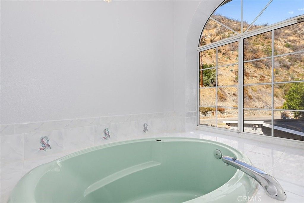 Image 41 of property listing at 21 Mt Baldy Road, Mt Baldy, CA 91759