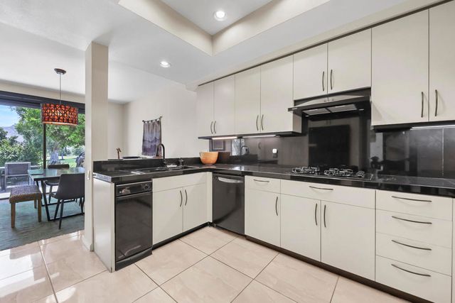 829 Inverness, Rancho Mirage, CA 92270