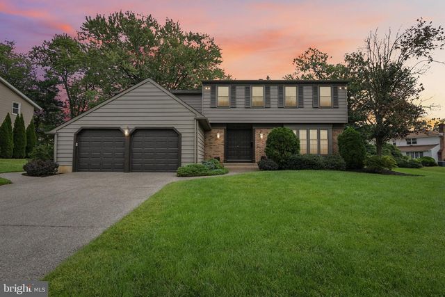 403 DOWNS DR, Cherry Hill, NJ 08003
