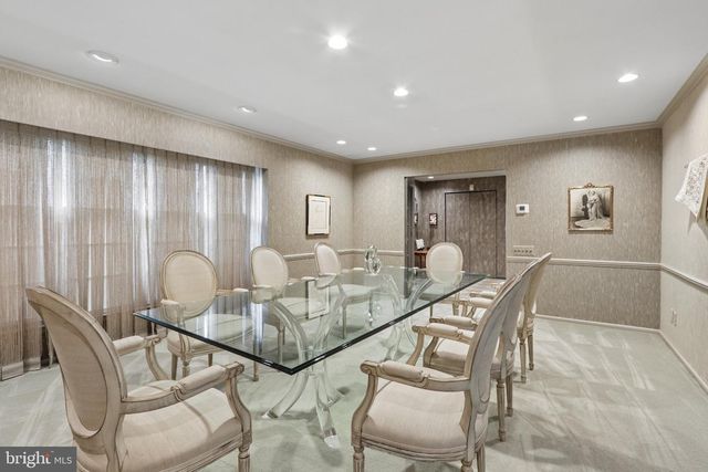 403 DOWNS DR, Cherry Hill, NJ 08003