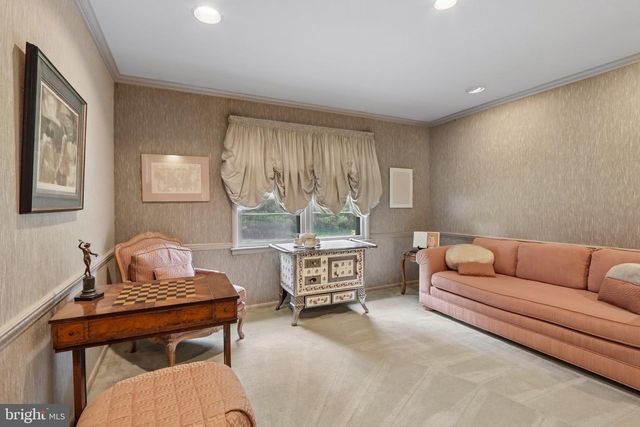 403 DOWNS DR, Cherry Hill, NJ 08003
