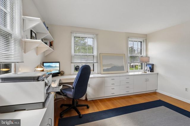 403 DOWNS DR, Cherry Hill, NJ 08003