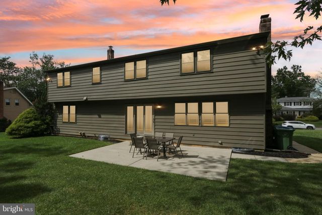 403 DOWNS DR, Cherry Hill, NJ 08003