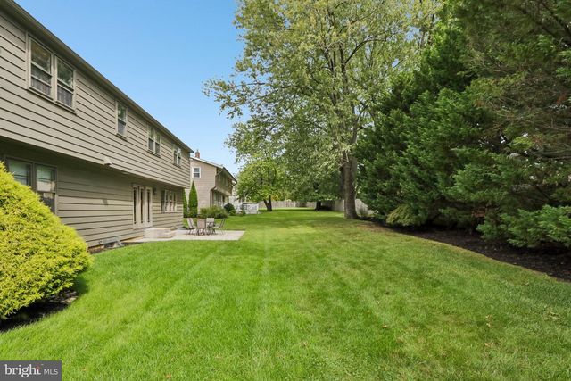 403 DOWNS DR, Cherry Hill, NJ 08003