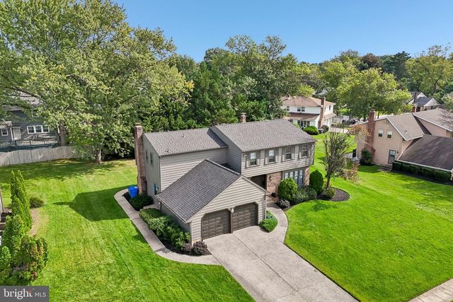 403 DOWNS DR, Cherry Hill, NJ 08003