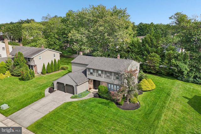403 DOWNS DR, Cherry Hill, NJ 08003