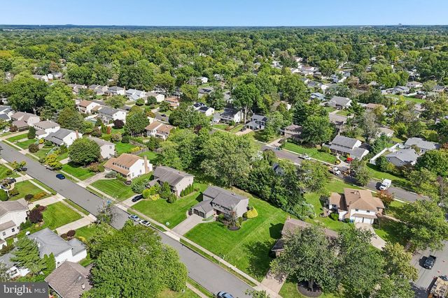 403 DOWNS DR, Cherry Hill, NJ 08003