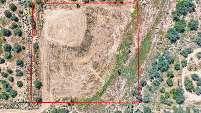 11129 Prairie, Oak Hills, CA 92344