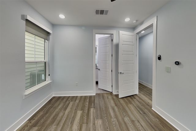 217 S Village Way, Lewisville, TX 75057