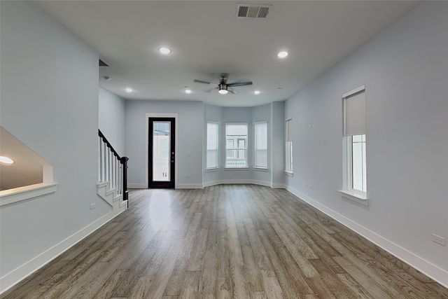 217 S Village Way, Lewisville, TX 75057