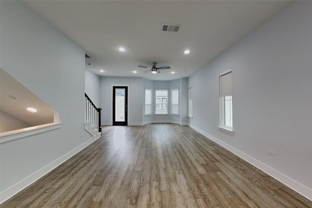 217 S Village Way, Lewisville, TX 75057
