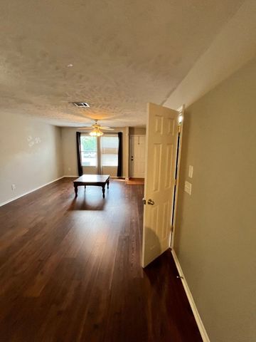 5976 Monroe Xing, Antioch, TN 37013
