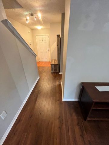 5976 Monroe Xing, Antioch, TN 37013