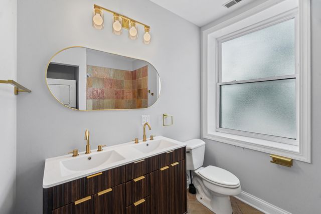 5124 W Irving Park Road 2, Chicago, IL 60641