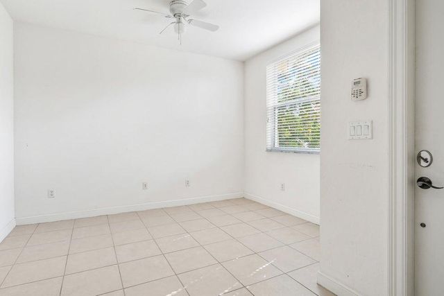 500 Pacific Grove Drive 7, West Palm Beach, FL 33401