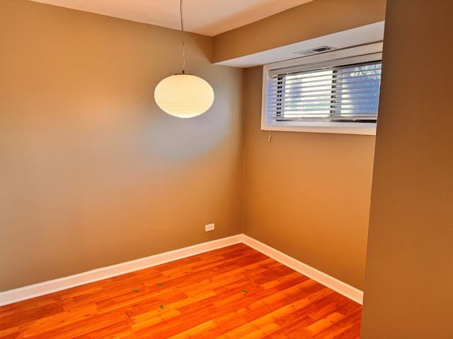 2212 Country Club Drive 6, Woodridge, IL 60517