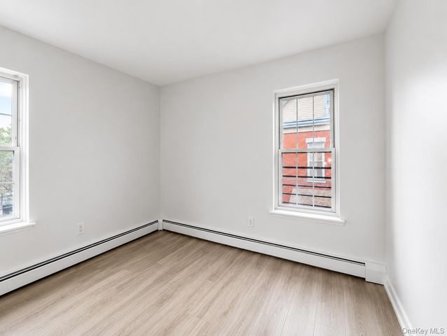 32 N Bridge Street, Poughkeepsie, NY 12601