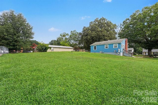 1102 Desoto Avenue, Kannapolis, NC 28083