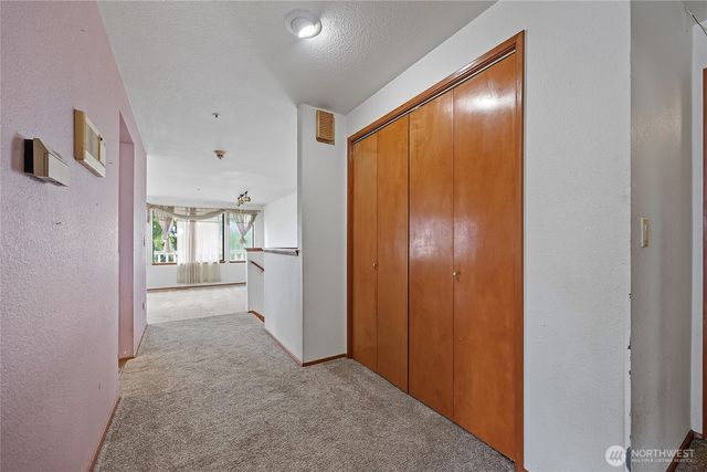 24036 23rd Avenue S, Des Moines, WA 98198