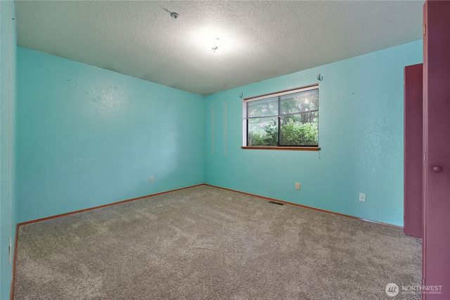24036 23rd Avenue S, Des Moines, WA 98198