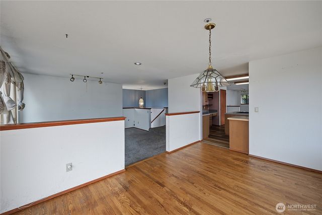24036 23rd Avenue S, Des Moines, WA 98198