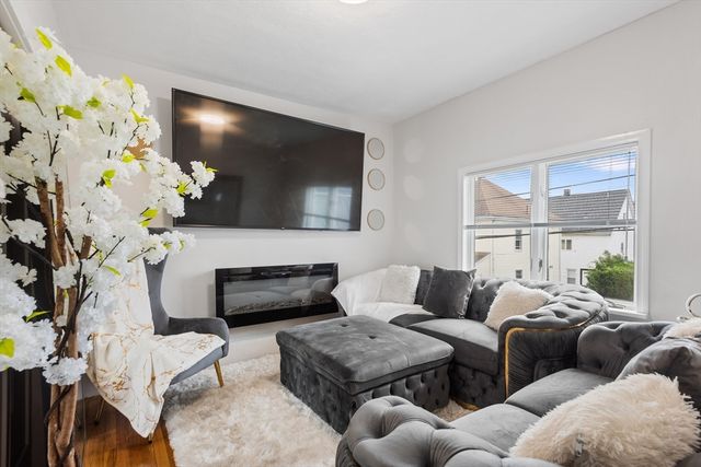 71 Wellington 2, Everett, MA 02149