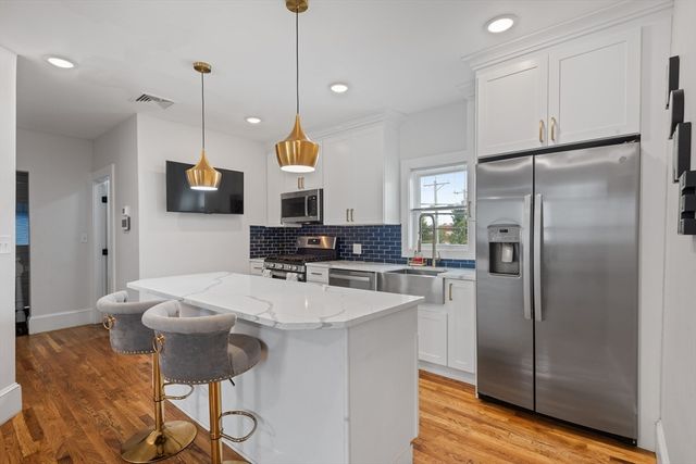 71 Wellington 2, Everett, MA 02149