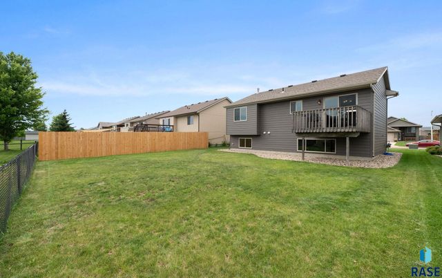 4700 S Wassom Ave, Sioux Falls, SD 57106