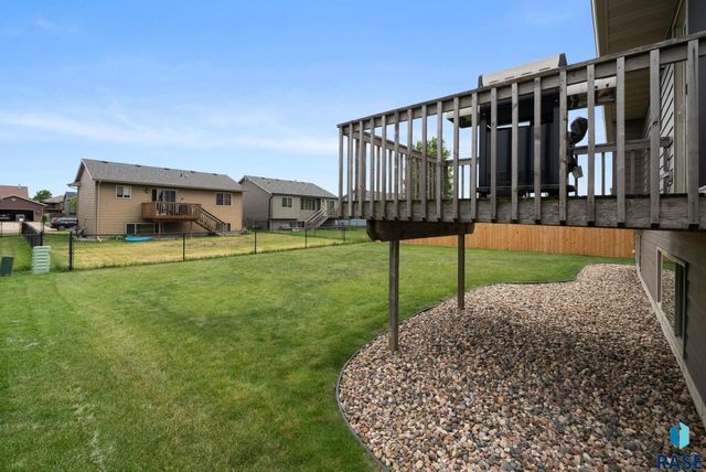 4700 S Wassom Ave, Sioux Falls, SD 57106