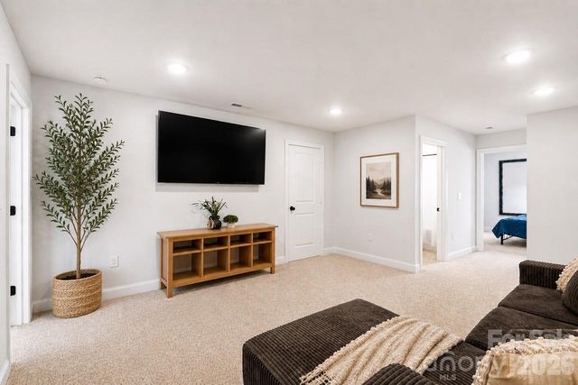 1005 Piper Meadows Drive, Waxhaw, NC 28173