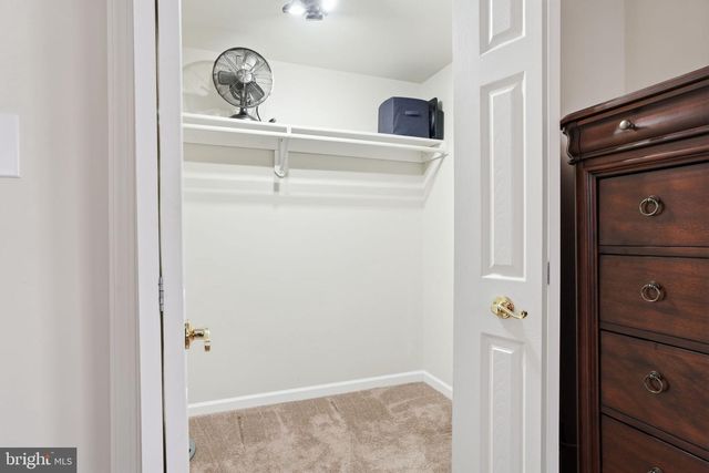 103 HEDGE RD, Levittown, PA 19056