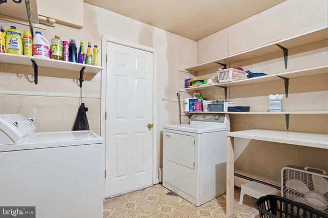 103 HEDGE RD, Levittown, PA 19056