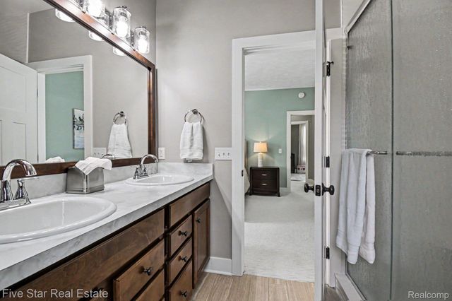 3245 Deep Rose Drive, Georgetown Charter Township, MI 49426