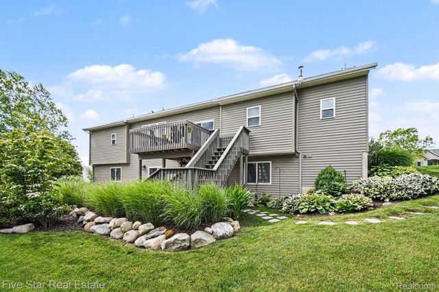 3245 Deep Rose Drive, Georgetown Charter Township, MI 49426
