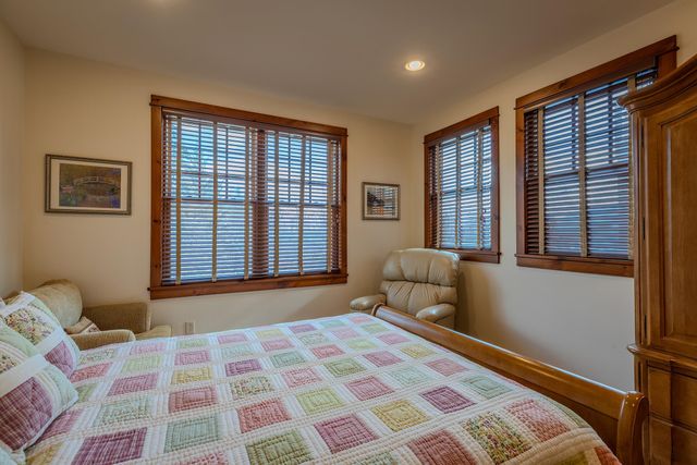 924 Okemo Ridge Road S 11, Ludlow, VT 05149