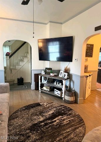 357 Mcconnell Avenue, Zanesville, OH 43701