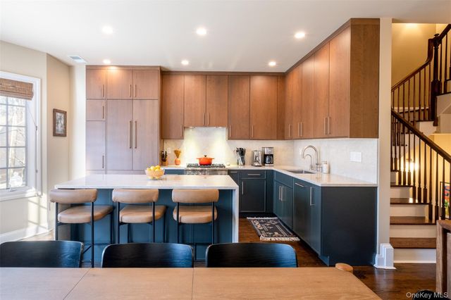 35 1st Street, Pelham, NY 10803