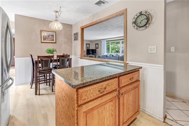 15 Albert Street, Milford, CT 06460