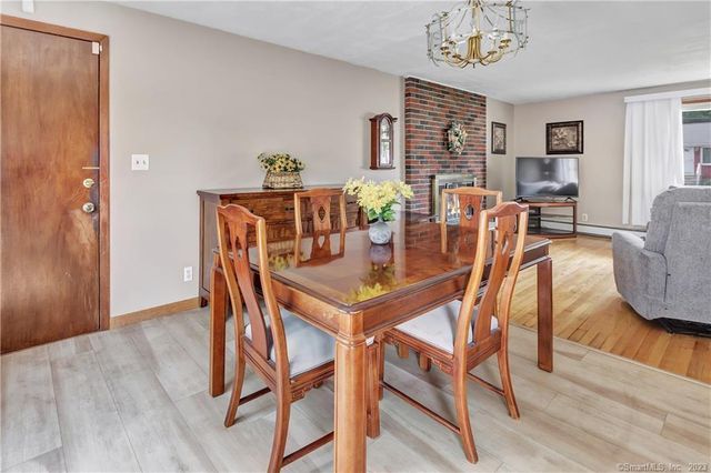 15 Albert Street, Milford, CT 06460