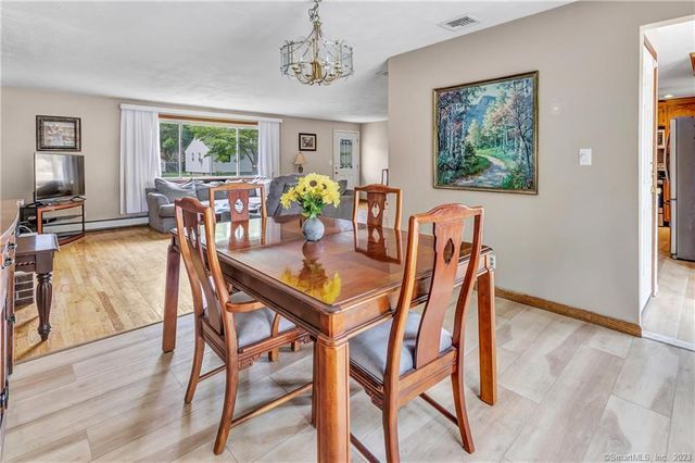 15 Albert Street, Milford, CT 06460