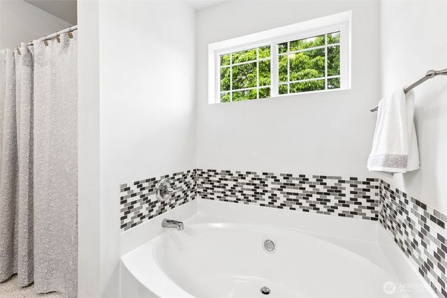 7606 Pike Avenue NE, Lacey, WA 98516