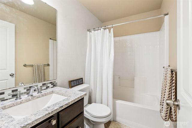 7606 Pike Avenue NE, Lacey, WA 98516